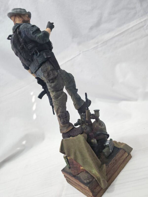 Captain Price - COD MW - Görsel 4